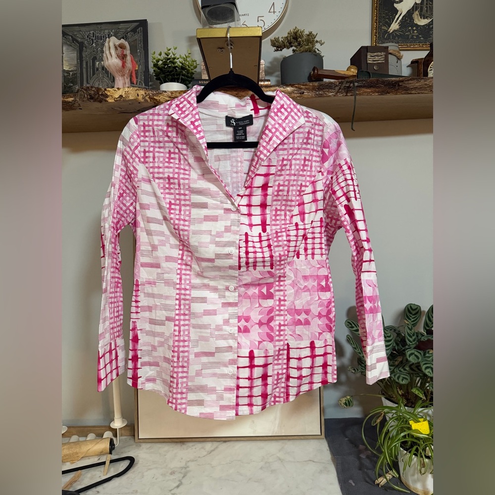NWT Alison Sheri Pink Patterned Button-Up Top - Picture 2 of 9
